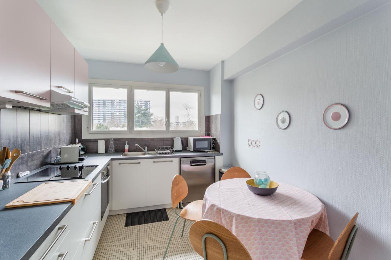 Rosa, Confortable 2 Chambres Avec Parking Dans Le Centre แรนส์ ภายนอก รูปภาพ