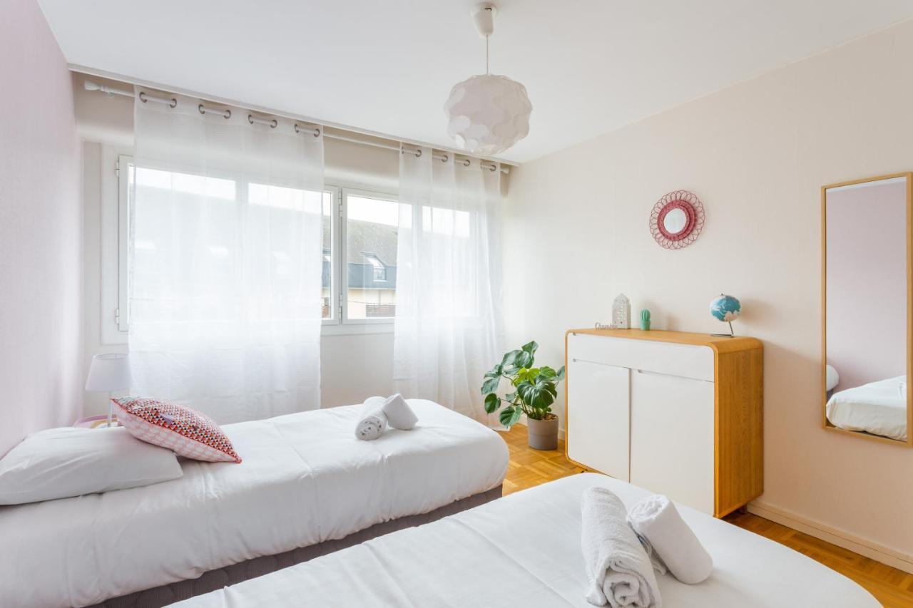 Rosa, Confortable 2 Chambres Avec Parking Dans Le Centre แรนส์ ภายนอก รูปภาพ